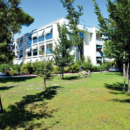 Appartamenti Pinewood Bibione Exterior foto
